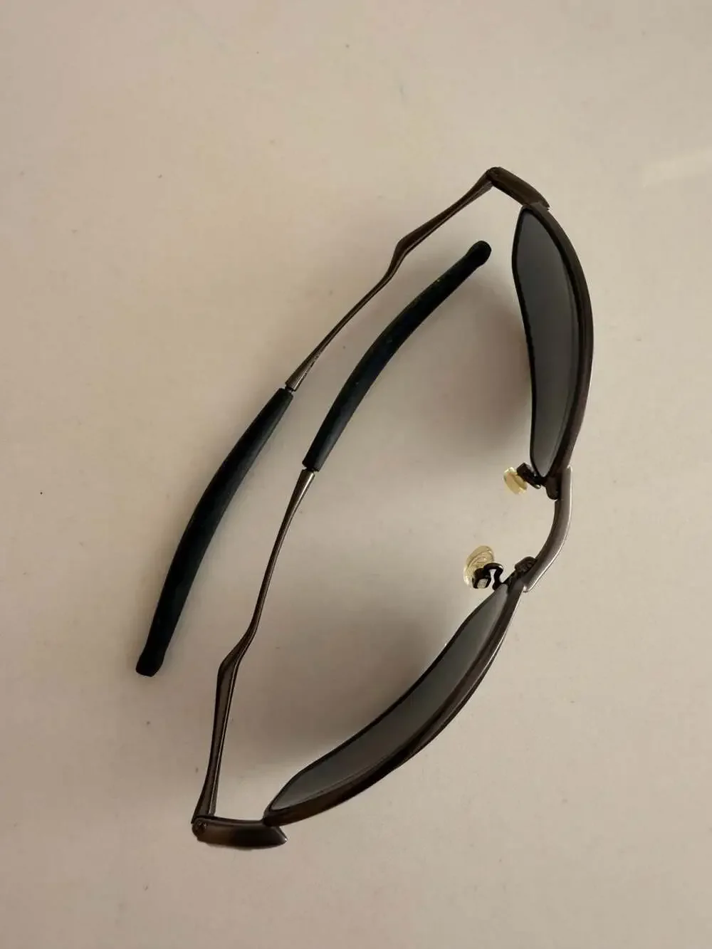 Oakley Whisker 12-849 Polarized Sunglasses Pewter Frame